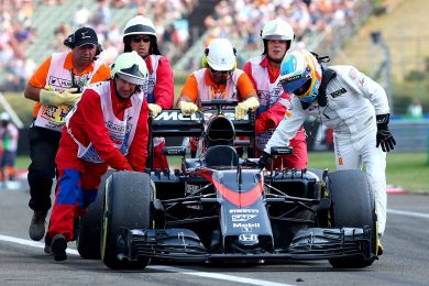 Gp Ungheria, qualifiche: Alonso ancora fuori, ma tra gli applausi
