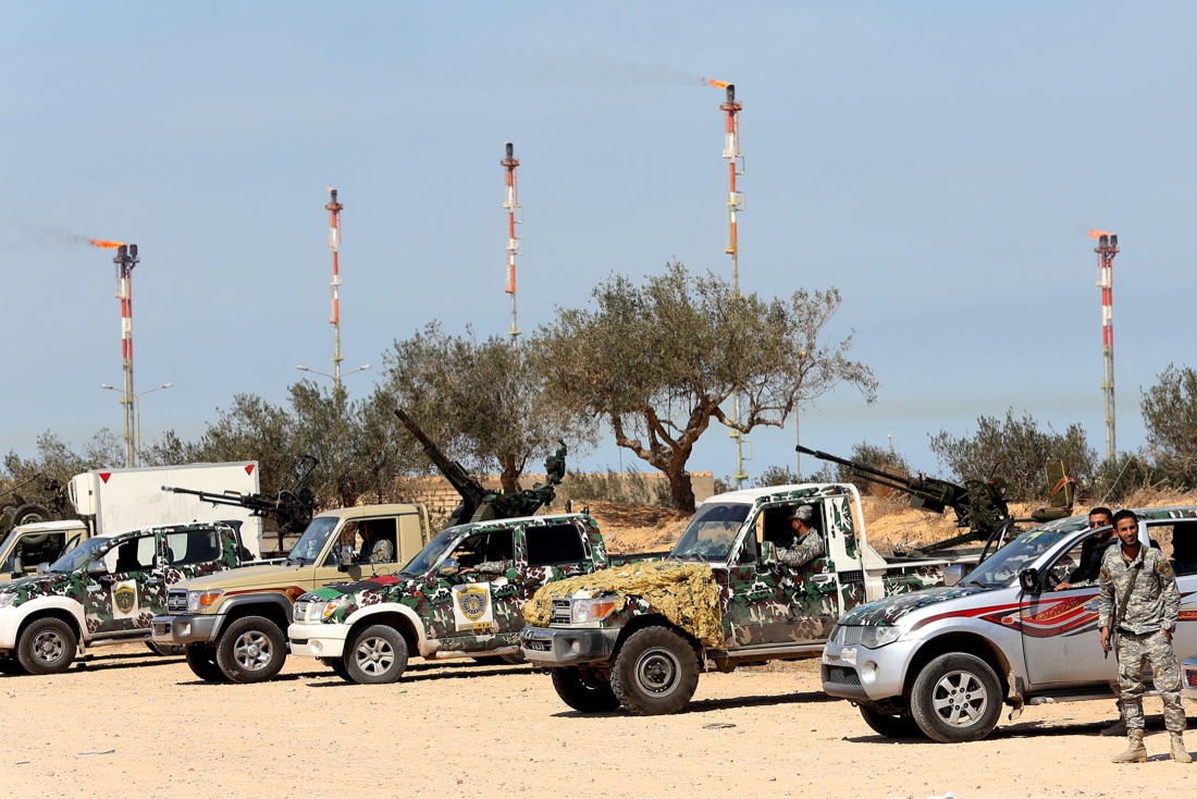 Libia: italiani rapiti per soldi Libia: italiani rapiti per soldi