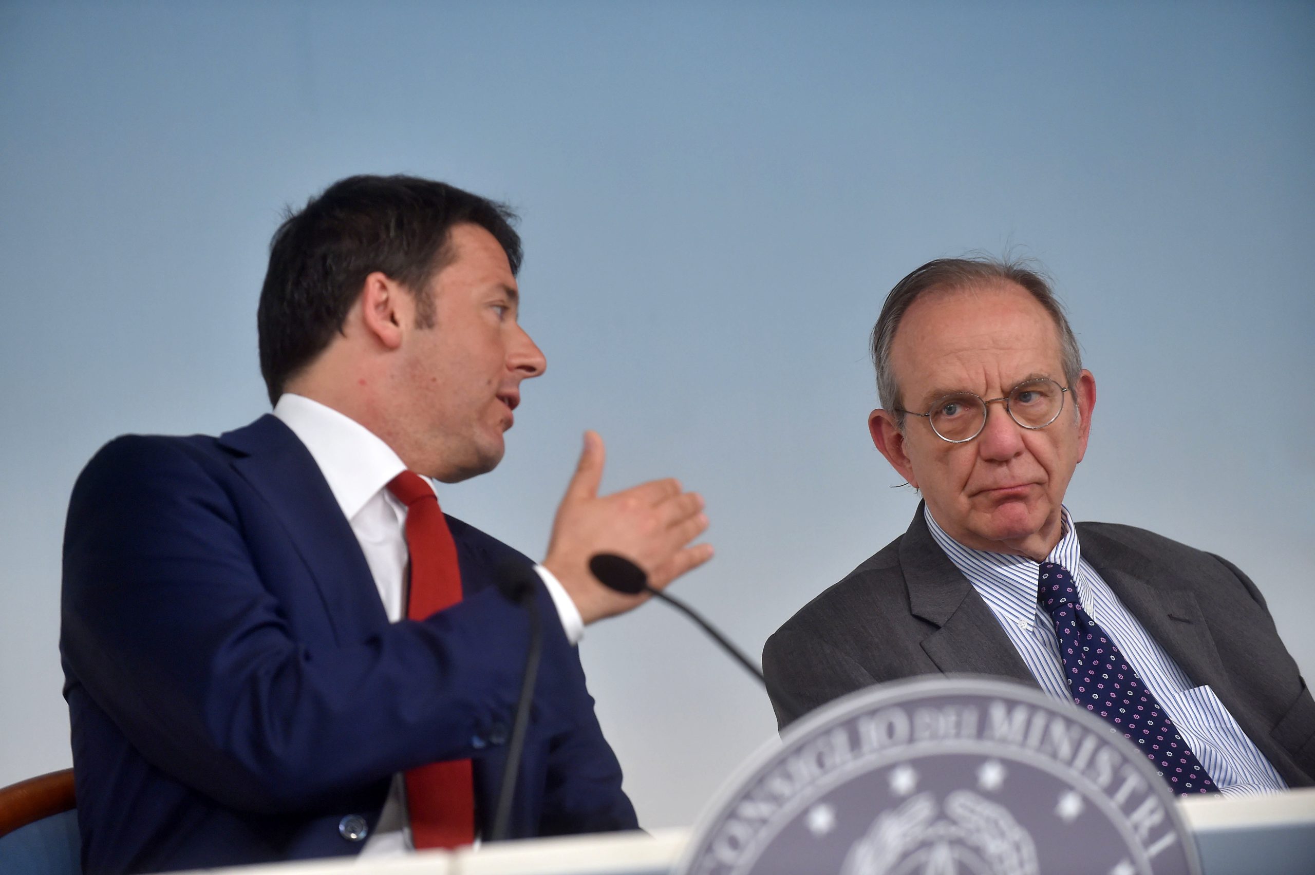 Tasse sulla casa, perché Padoan frena Renzi