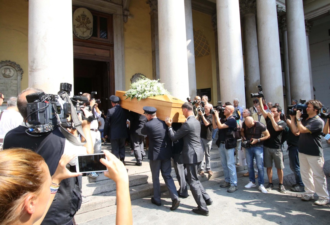 Elio Fiorucci, l’addio di Milano – Foto