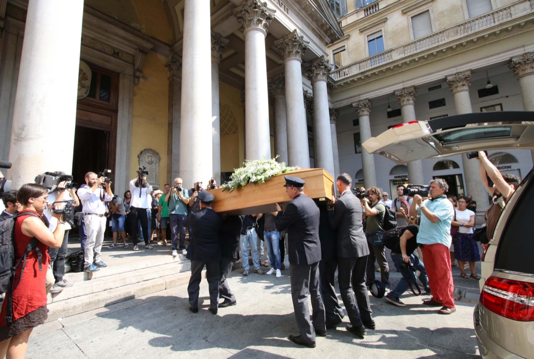 Elio Fiorucci, l’addio di Milano – Foto