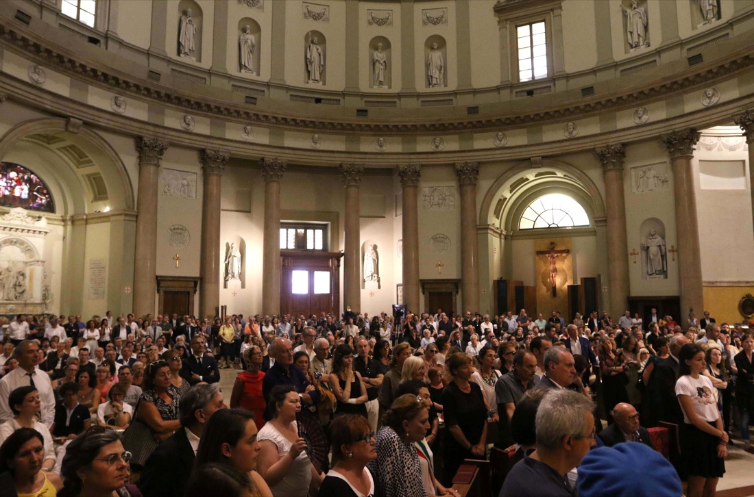 Elio Fiorucci, l’addio di Milano – Foto