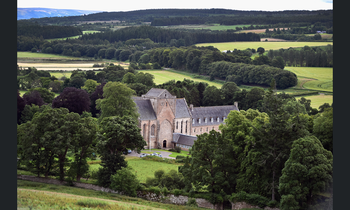 Scozia, vita nella quiete nell’Abbazia di Pluscarden Scozia, vita nella quiete nell’Abbazia di Pluscarden