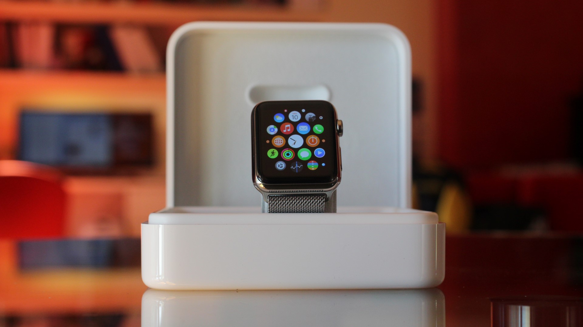 Apple: il Watch vende più dell’iPhone e dell’iPad agli esordi