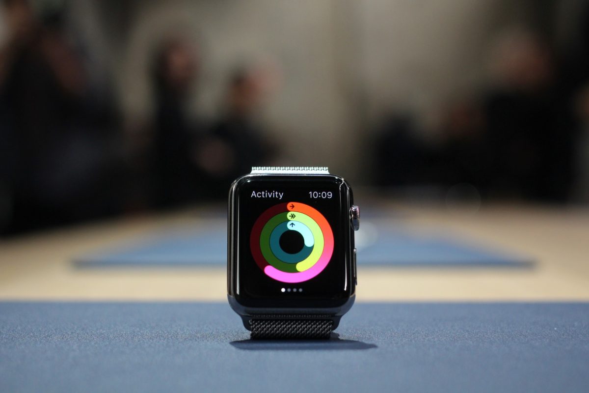 Galleria foto 'Apple: il Watch vende più dell’iPhone e dell’iPad agli esordi' - foto 4