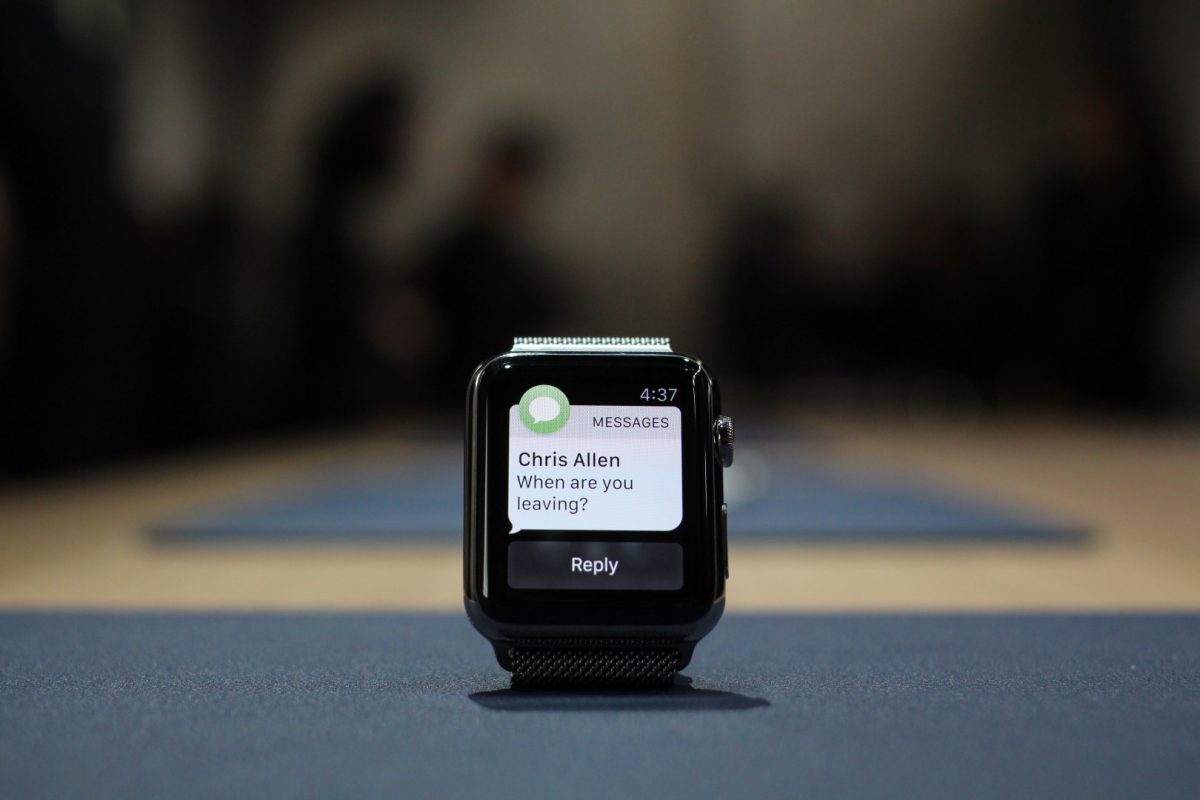 Galleria foto 'Apple: il Watch vende più dell’iPhone e dell’iPad agli esordi' - foto 7