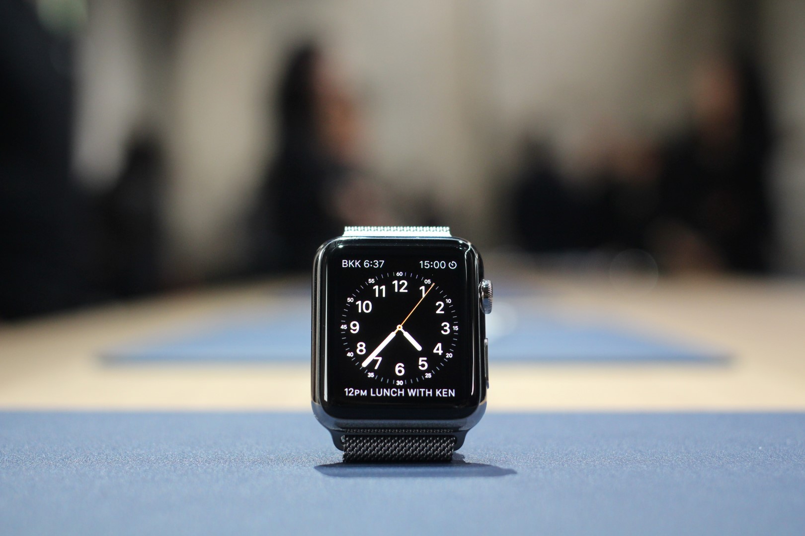 Apple: il Watch vende più dell’iPhone e dell’iPad agli esordi