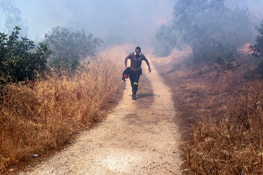 Incendi in Grecia: Tsipras chiede aiuto alla Ue – Le foto Incendi in Grecia: Tsipras chiede aiuto alla Ue – Le foto