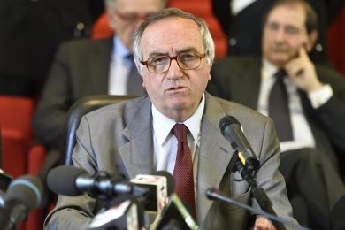 Bruti Liberati: addio alla Procura di Milano