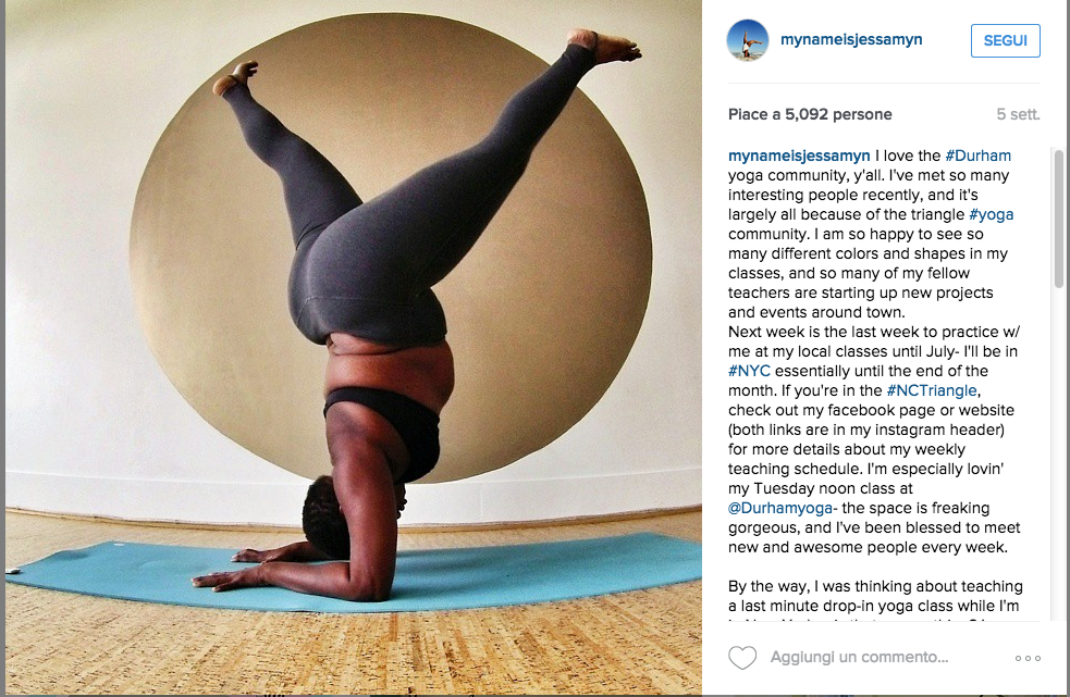 Insegnante di Yoga XXL nuovo fenomeno del web Insegnante di Yoga XXL nuovo fenomeno del web