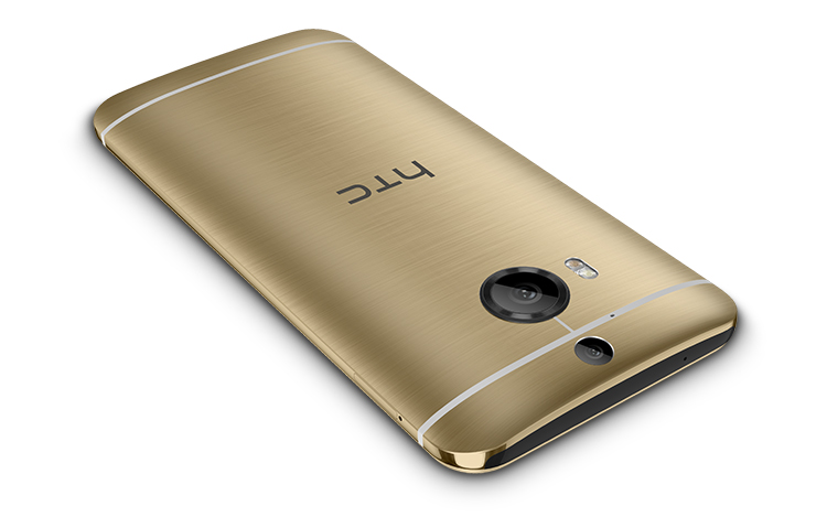 HTC lancia in Italia One M9+ HTC lancia in Italia One M9+