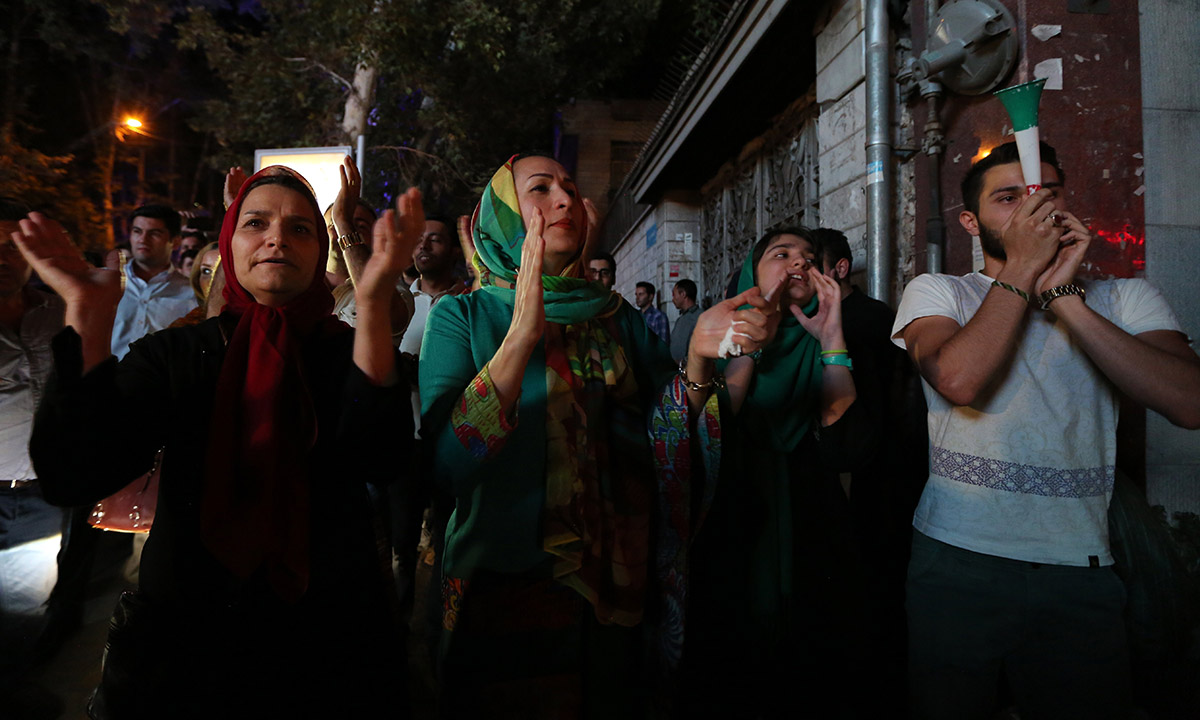 Iran, il popolo in festa per l’accordo sul nucleare – Foto Iran, il popolo in festa per l’accordo sul nucleare – Foto