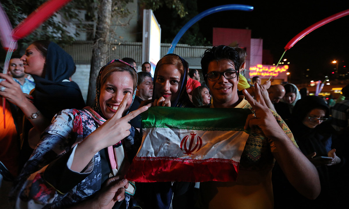 Iran, il popolo in festa per l’accordo sul nucleare – Foto Iran, il popolo in festa per l’accordo sul nucleare – Foto