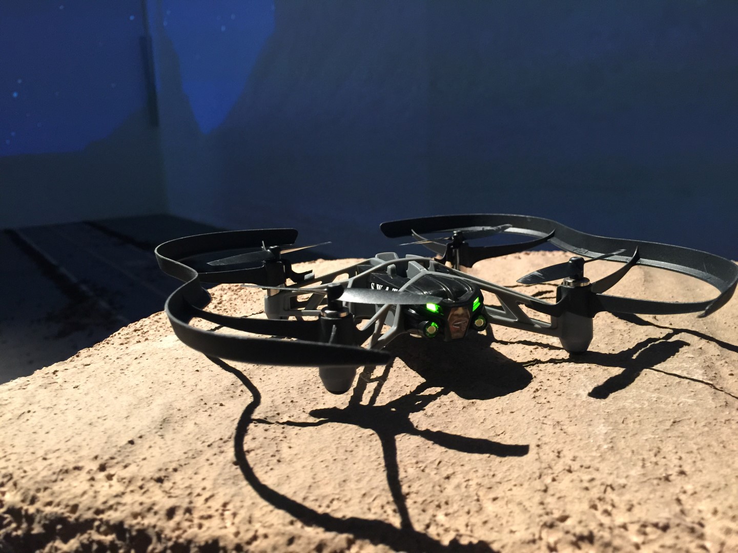 Parrot: i nuovi minidroni vanno in cielo, in terra e… in acqua Parrot: i nuovi minidroni vanno in cielo, in terra e… in acqua