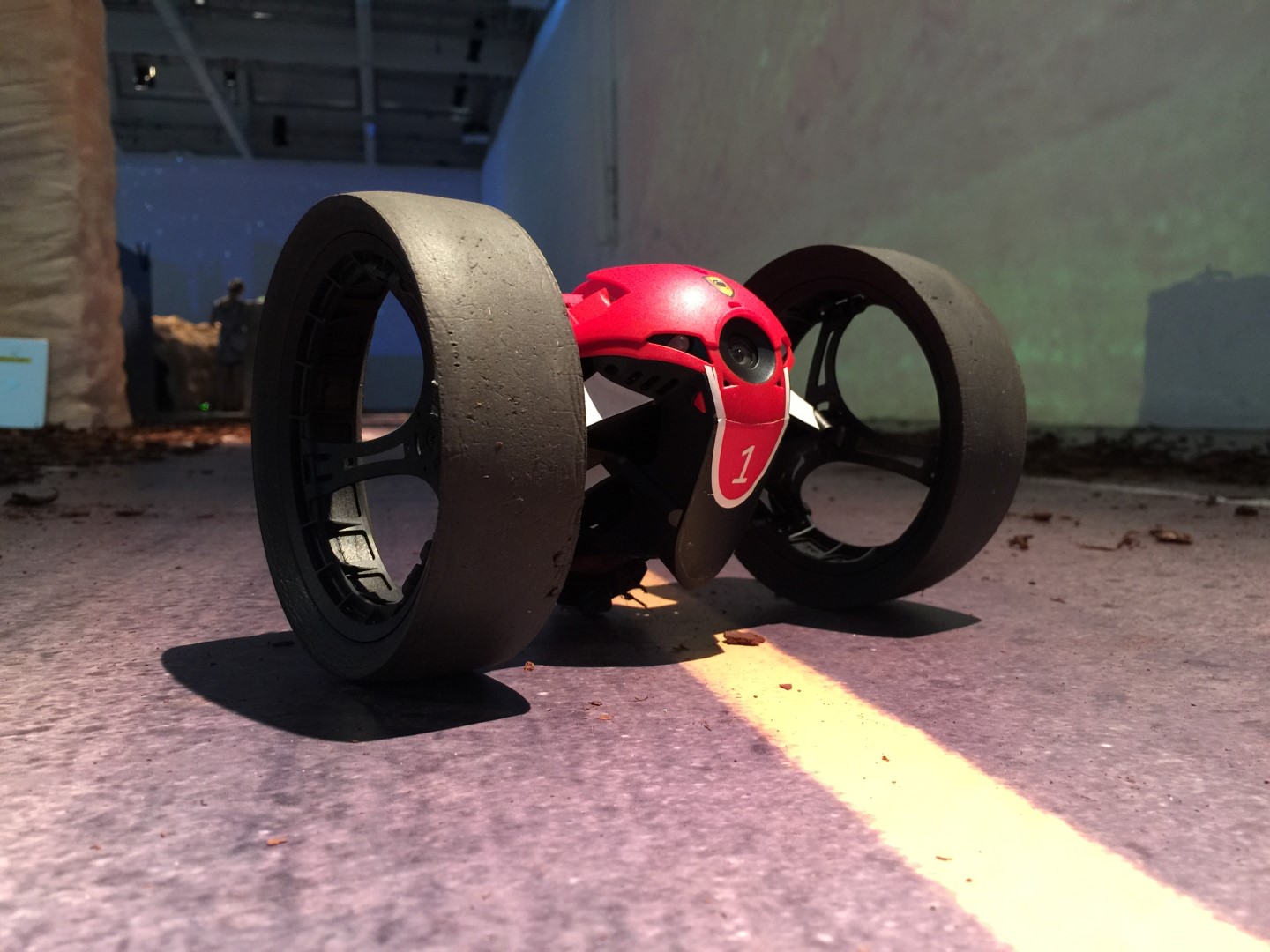 Parrot: i nuovi minidroni vanno in cielo, in terra e… in acqua Parrot: i nuovi minidroni vanno in cielo, in terra e… in acqua