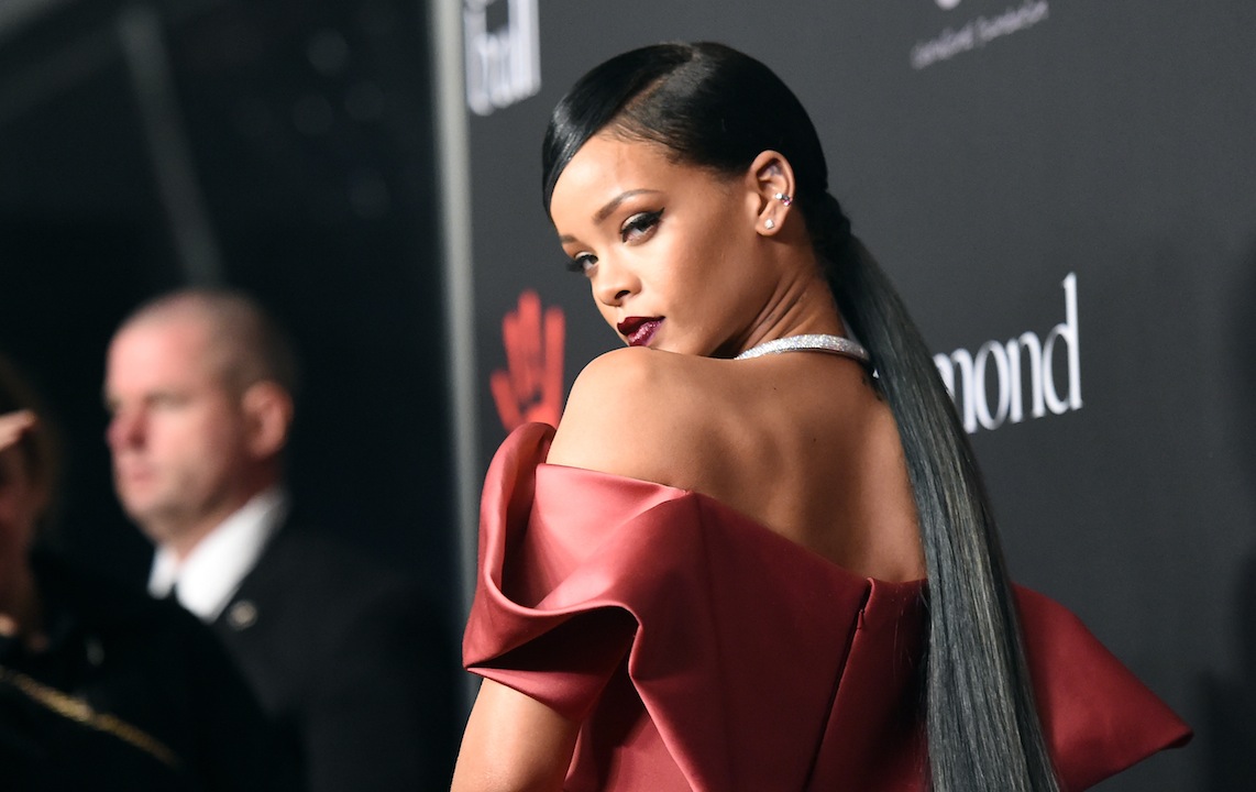 Rihanna minacciata di morte da uno stalker Rihanna minacciata di morte da uno stalker