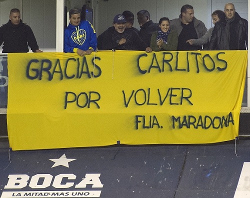 Il ritorno di Tevez al Boca: salutato come un eroe da Maradona