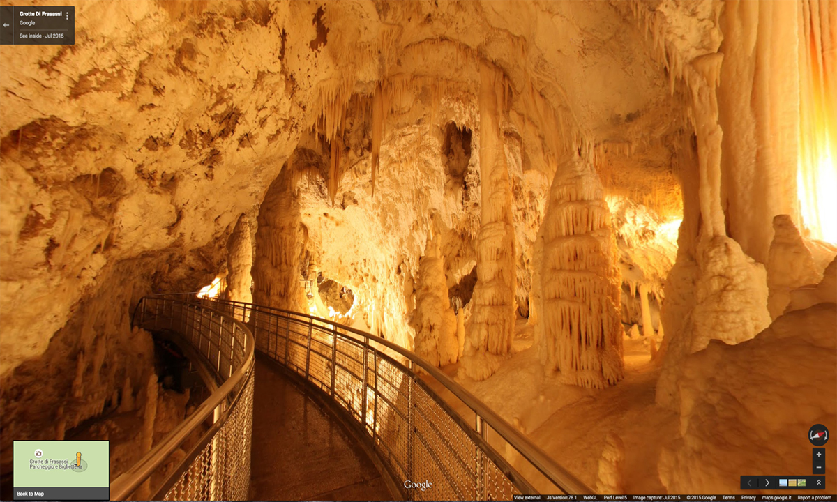 Google Street View nelle Grotte di Frasassi e nella Grotta del Vento Google Street View nelle Grotte di Frasassi e nella Grotta del Vento