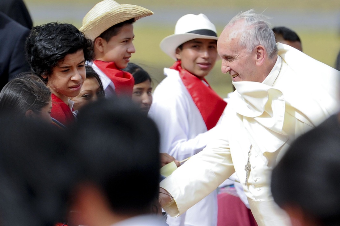 Il Papa lascia l’Ecuador e i movimenti per i diritti civili gli dicono grazie