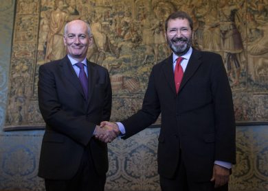 Così Marino si salva dallo scioglimento per “Mafia Capitale”