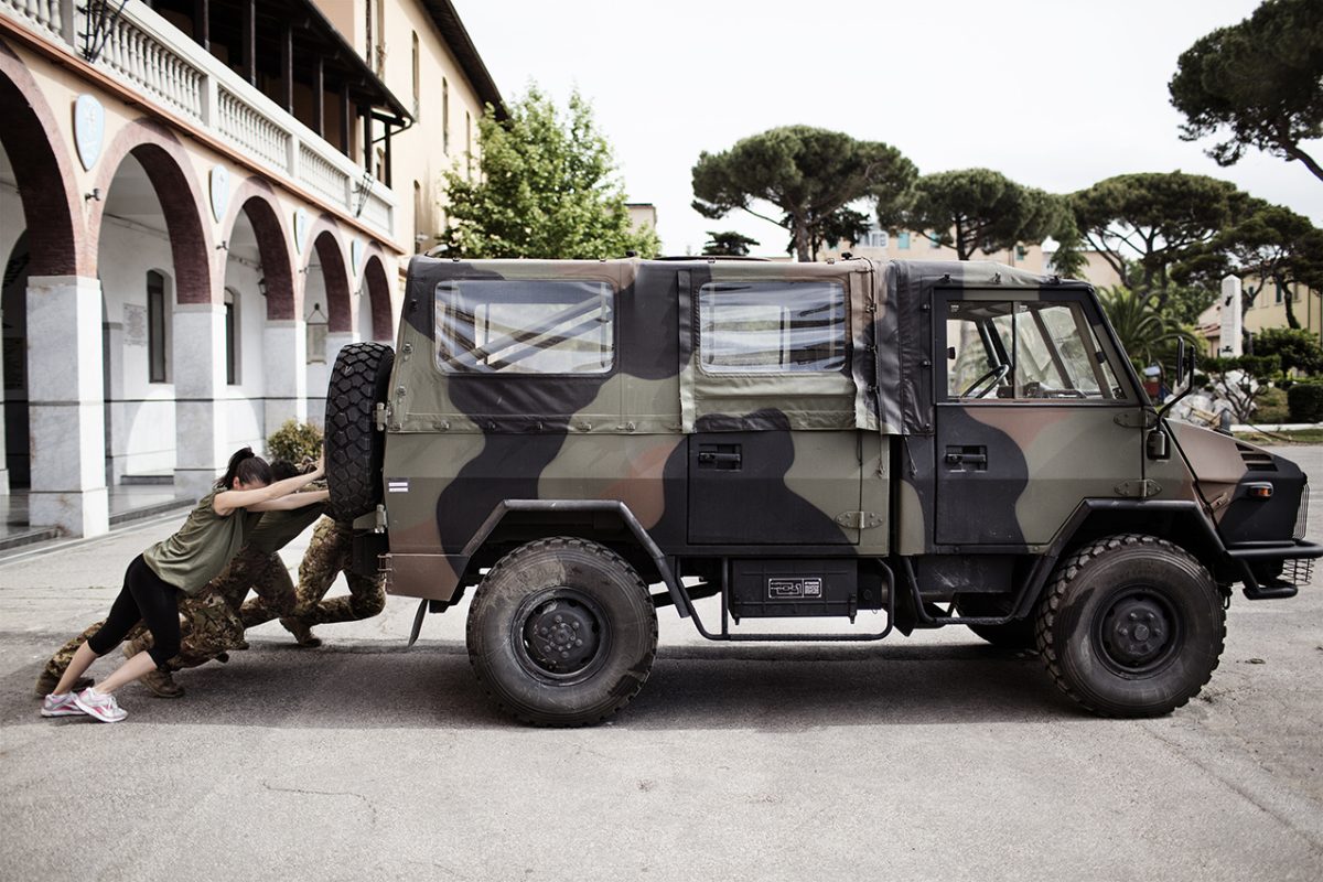 Galleria foto 'In forma col parà. Foto e video' - foto 8