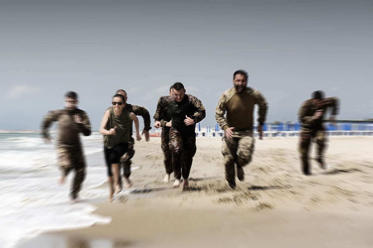 In forma col parà. Foto e video In forma col parà. Foto e video