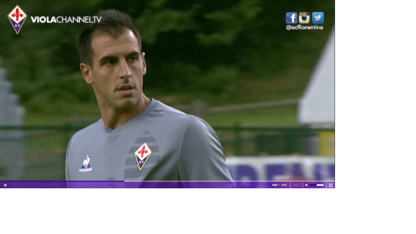 Via al ritiro per Roma e Fiorentina. Le foto dei primi allenamenti Via al ritiro per Roma e Fiorentina. Le foto dei primi allenamenti