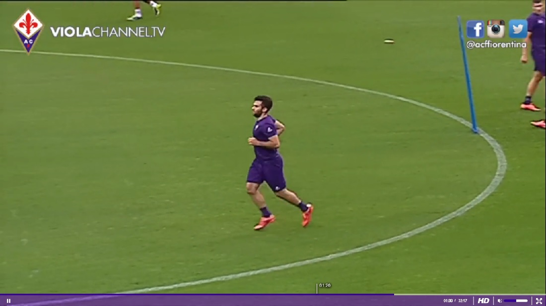 Via al ritiro per Roma e Fiorentina. Le foto dei primi allenamenti Via al ritiro per Roma e Fiorentina. Le foto dei primi allenamenti