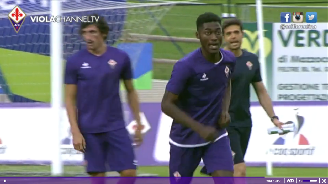 Via al ritiro per Roma e Fiorentina. Le foto dei primi allenamenti Via al ritiro per Roma e Fiorentina. Le foto dei primi allenamenti