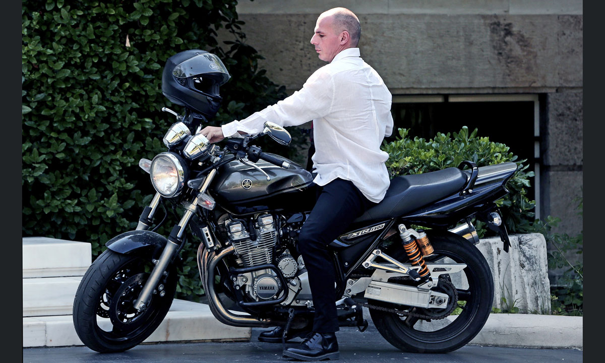 Yanis Varoufakis, le foto più sexy