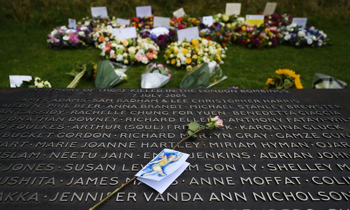 Londra ricorda le vittime del 7 luglio 2005 – Foto