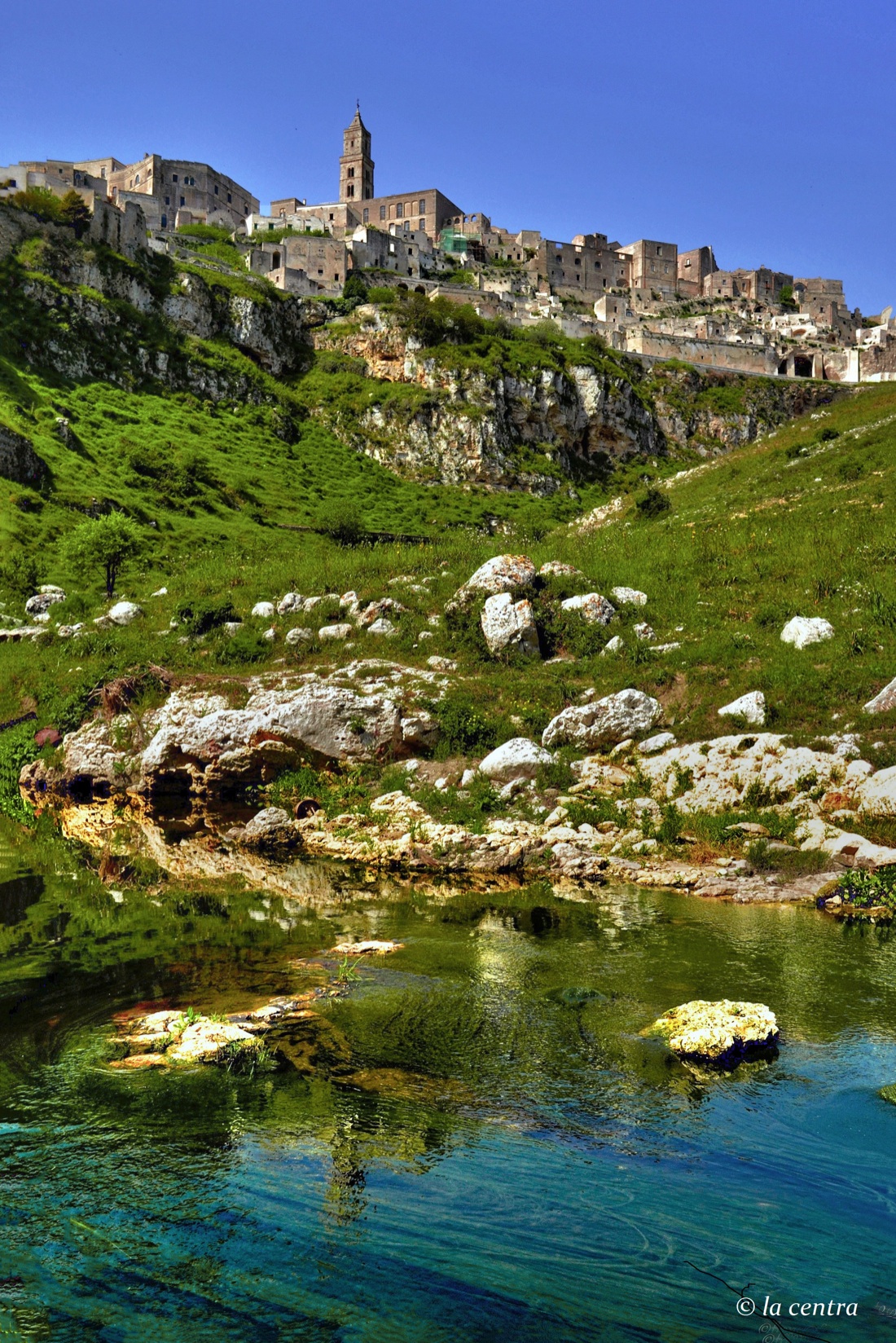 Myrrha – Il dono del Sud Myrrha – Il dono del Sud