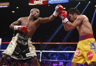 Boxe: Mayweather perde a tavolino il titolo conquistato contro Pacquiao