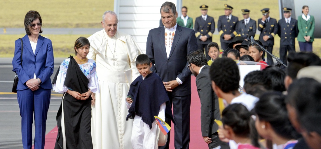 Il Papa difende la famiglia ma chiede più coraggio sui divorziati