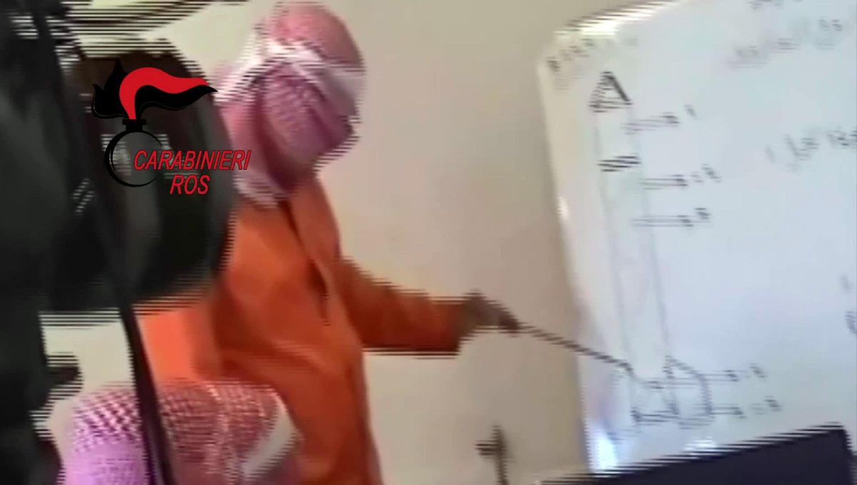 Galleria foto 'Terrorismo, il manuale del jihadista mediatico' - foto 8