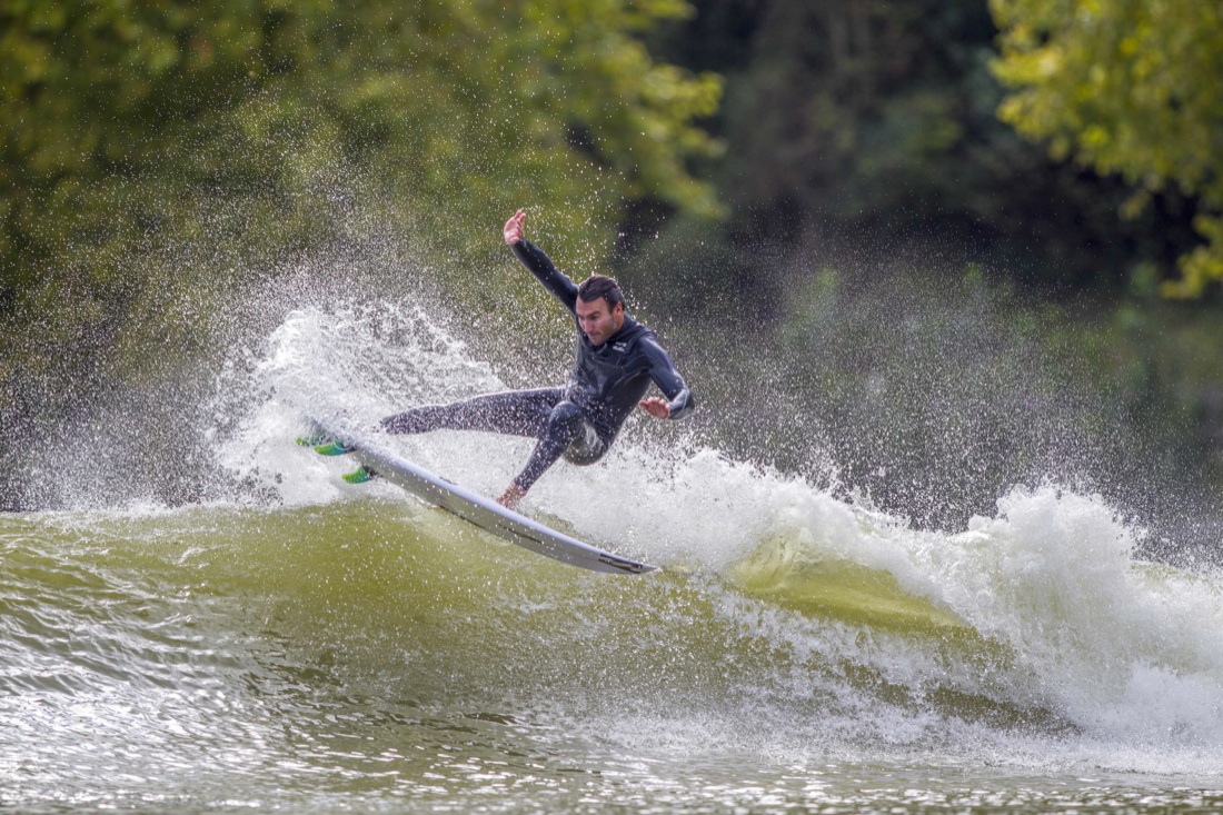 Dalle funivie alle onde artificiali per i surfisti Dalle funivie alle onde artificiali per i surfisti