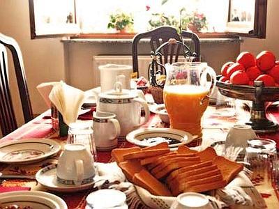 Breakfast dating: a caccia dell’anima gemella davanti al caffè Breakfast dating: a caccia dell’anima gemella davanti al caffè