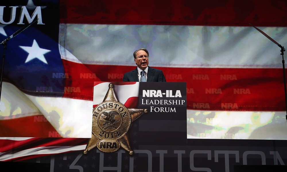 Usa:  perché vince sempre la lobby delle armi