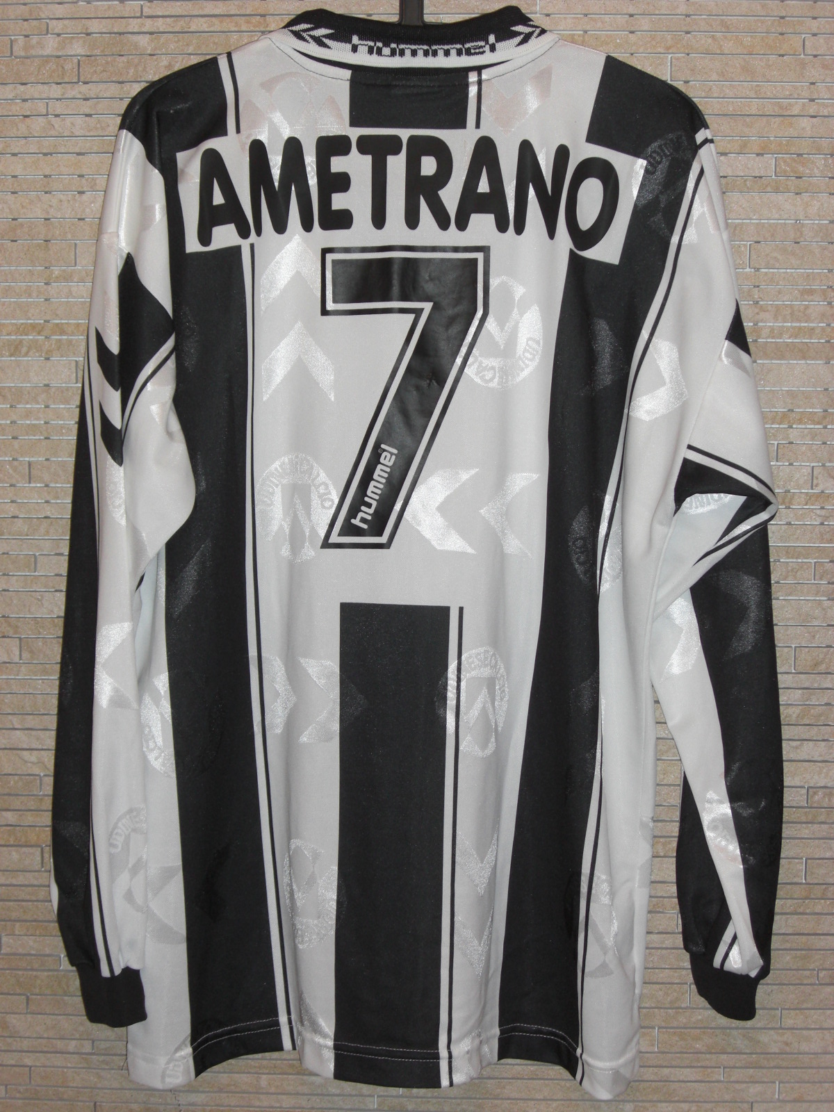 20 anni di maglie personalizzate: viaggio nel Campionato 1995/1996 20 anni di maglie personalizzate: viaggio nel Campionato 1995/1996