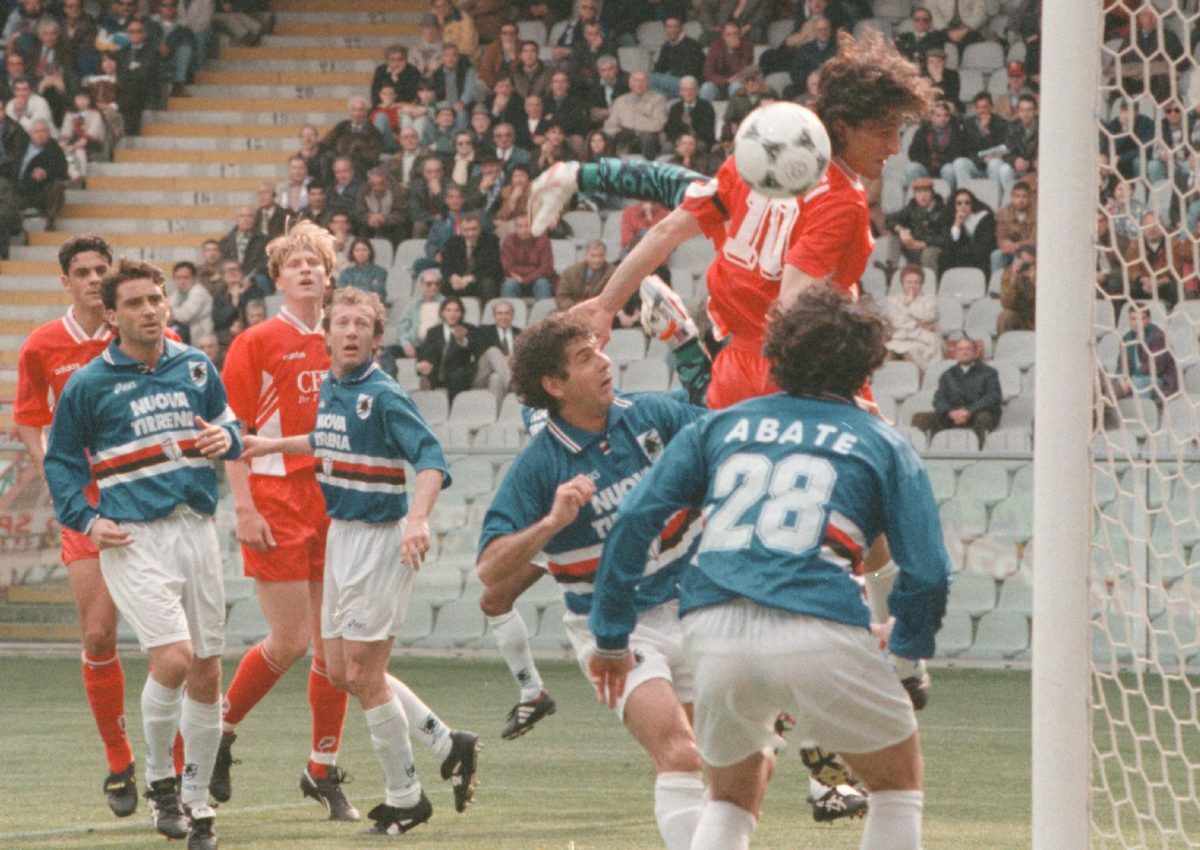 Galleria foto '20 anni di maglie personalizzate: viaggio nel Campionato 1995/1996' - foto 2