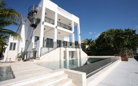 Nba, LeBron James vende la sua casa di Miami per 13,4 milioni Nba, LeBron James vende la sua casa di Miami per 13,4 milioni