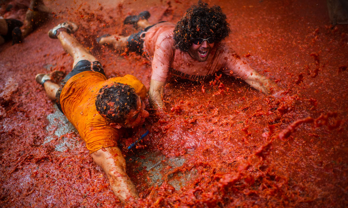La Tomatina di Spagna: 70 anni a colpi di pomodori La Tomatina di Spagna: 70 anni a colpi di pomodori