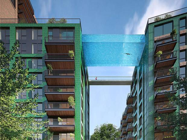 Sky pool, la prima piscina “sospesa” tra gli edifici Sky pool, la prima piscina “sospesa” tra gli edifici