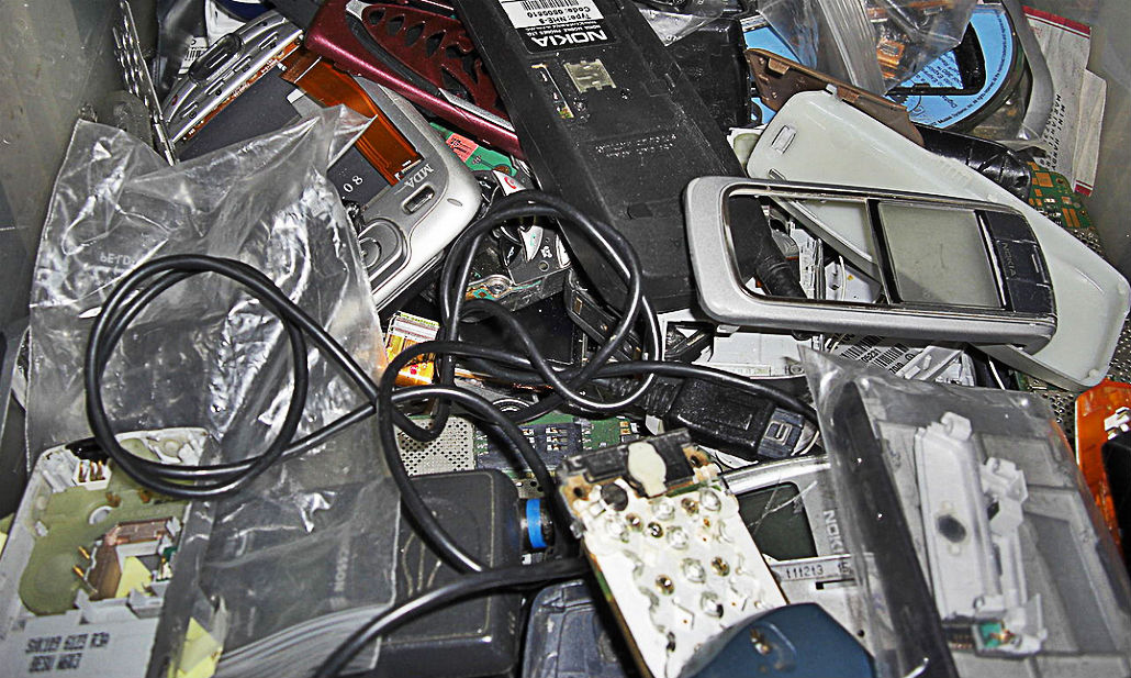 Come smaltire i rifiuti tecnologici Come smaltire i rifiuti tecnologici