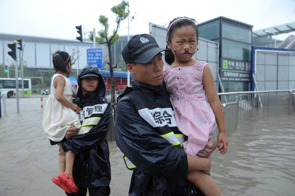 Galleria foto 'Cina, piove sul bagnato' - foto 9