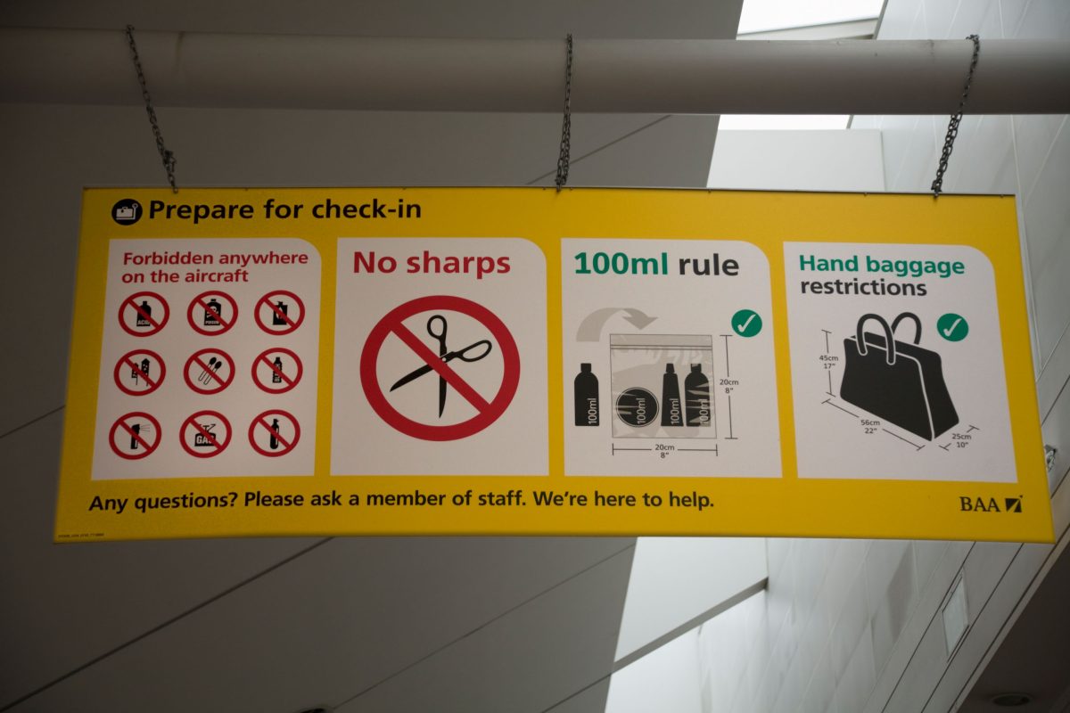 Galleria foto 'Viaggi, gli oggetti (insospettabili e pericolosi) ammessi in aereo' - foto 2