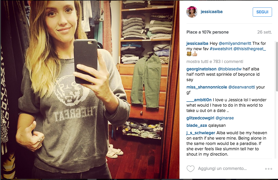 #chelfie, il selfie si fa in camerino #chelfie, il selfie si fa in camerino