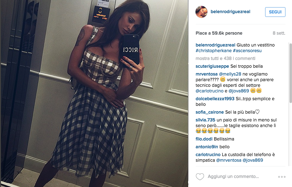 #chelfie, il selfie si fa in camerino #chelfie, il selfie si fa in camerino