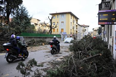 Maltempo in Toscana: a Pisa, massima allerta