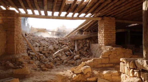 L’Isis e la guerra contro la cultura L’Isis e la guerra contro la cultura